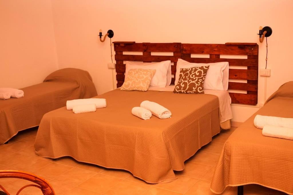 A Rizzilla Guest House Нікотера Екстер'єр фото
